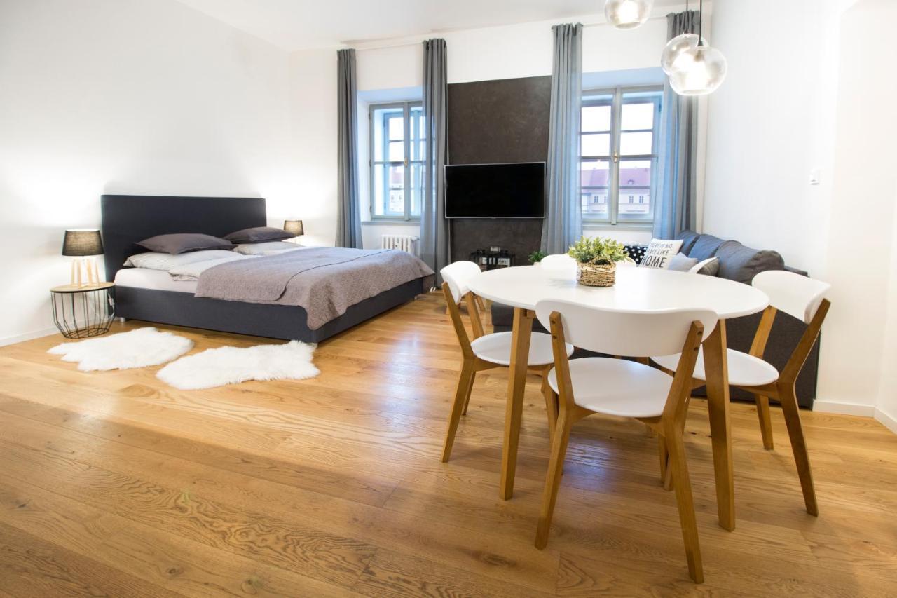 شقة U Zlate Hvezdy Apartman Rizal Litoměřice المظهر الخارجي الصورة